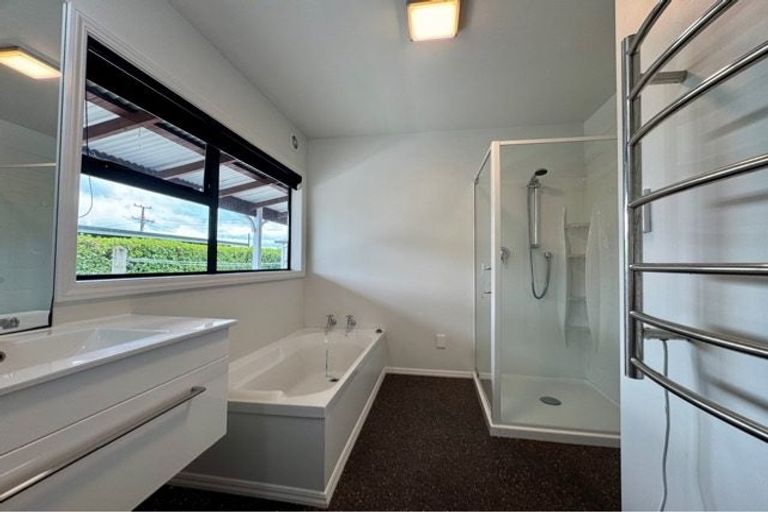 Photo of property in 16 Esther Street, Martinborough, 5711