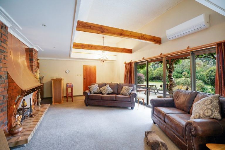 Photo of property in 54 Mckellar Road, Seaward Bush, Invercargill, 9871