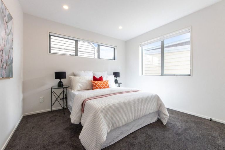 Photo of property in 4 Hea Road, Hobsonville, Auckland, 0616