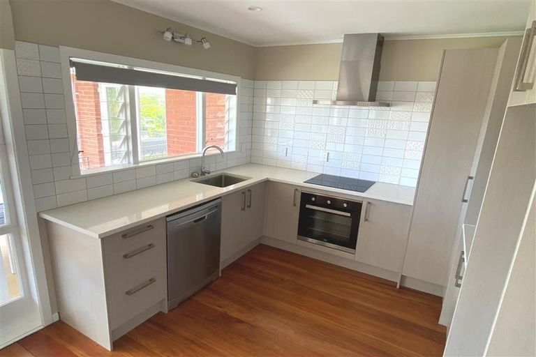 Photo of property in 54 Jaemont Avenue, Te Atatu South, Auckland, 0610