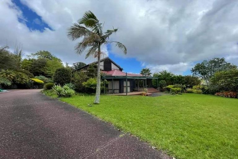 Photo of property in 7 Aotearoa Terrace, Murrays Bay, Auckland, 0630