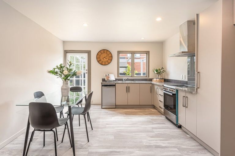 Photo of property in 485 Barbadoes Street, Edgeware, Christchurch, 8013