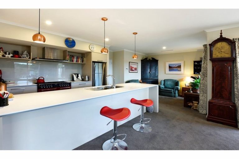 Photo of property in 19 Devenish Place, Atawhai, Nelson, 7010