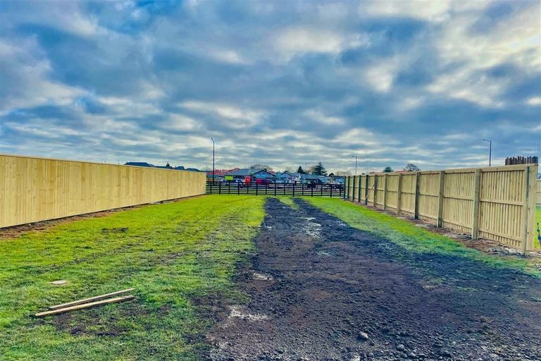 Photo of property in 8 Hiller Green Street, Halswell, Christchurch, 8025