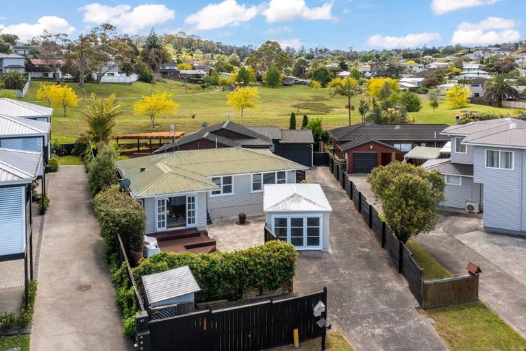 Photo of property in 1/45 Seine Road, Forrest Hill, Auckland, 0620