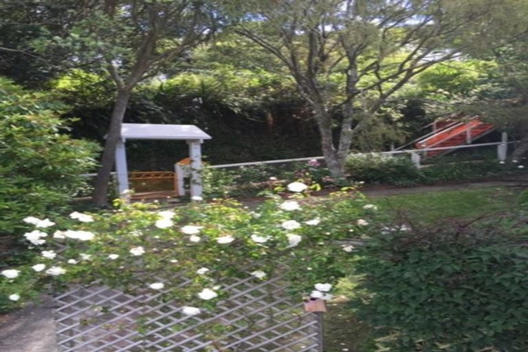 Photo of property in 82 Todman Street, Brooklyn, Wellington, 6021