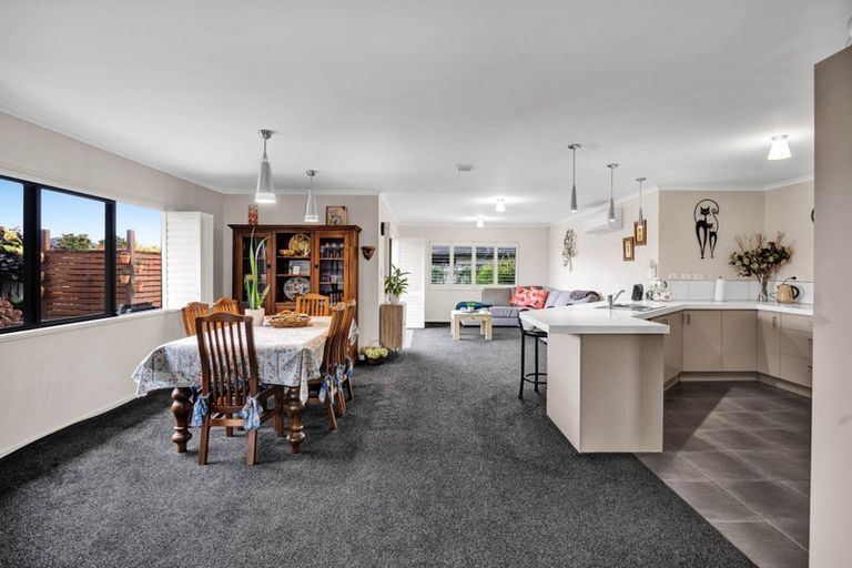 Photo of property in 5 Marlin Terrace, Bell Block, New Plymouth, 4312