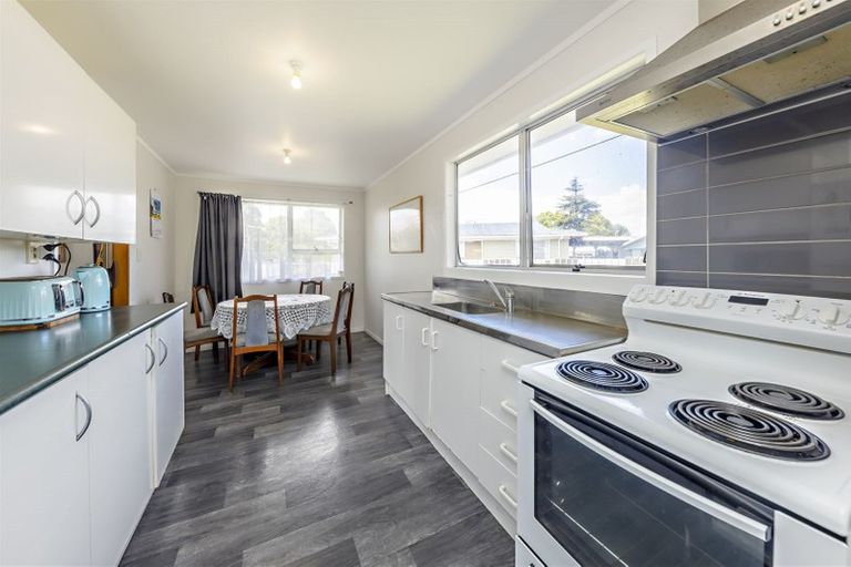 Photo of property in 32 Chantelle Place, Papatoetoe, Auckland, 2025