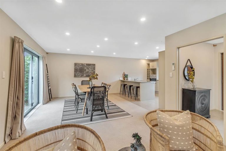 Photo of property in 15a Burdale Street, Riccarton, Christchurch, 8011