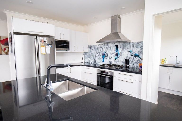 Photo of property in 8 Costello Drive, Ngatea, 3503