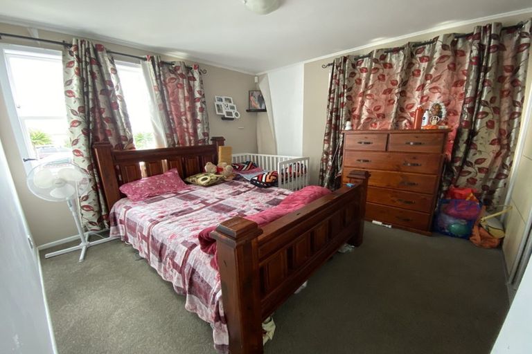 Photo of property in 57b Hepburn Road, Glendene, Auckland, 0602