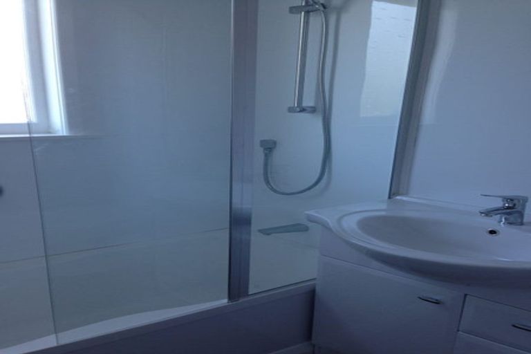 Photo of property in 38 Miro Street, Takaro, Palmerston North, 4410