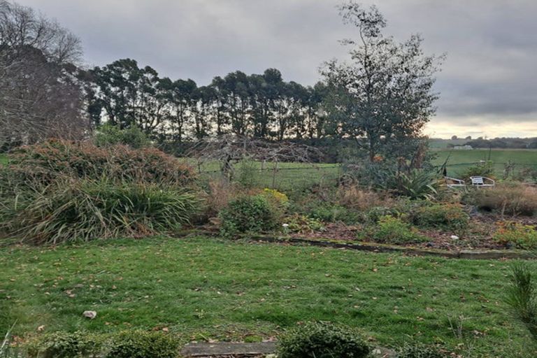 Photo of property in 31 Birss Road, Balclutha, 9272