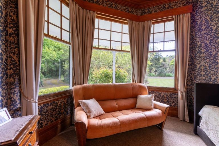 Photo of property in 6 Totara Road, Kumeroa, Woodville, 4997