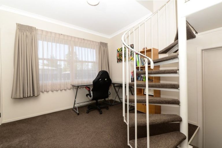 Photo of property in 313 Cambridge Road, Hillcrest, Hamilton, 3216