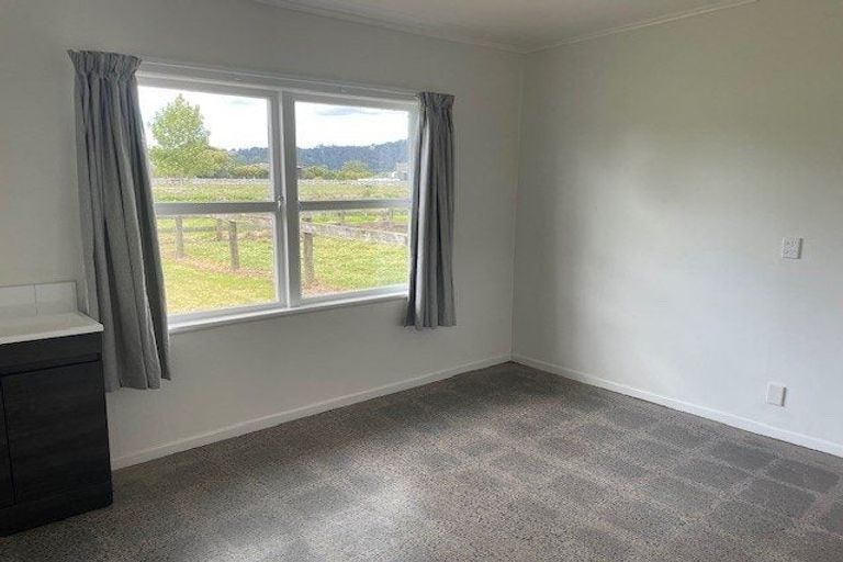 Photo of property in 245 Monument Road, Clevedon, Papakura, 2582