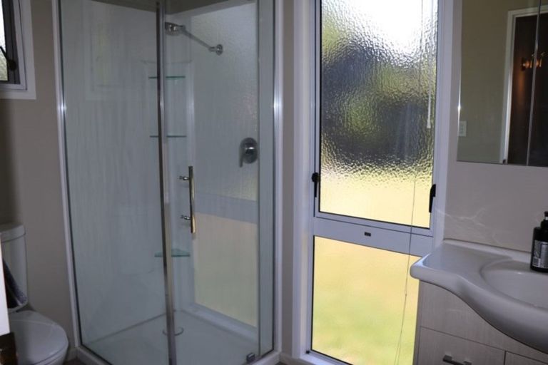 Photo of property in 345 Devonport Road, Tauranga, 3110