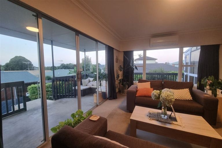 Photo of property in 21 Helvetia Road, Pukekohe, 2120