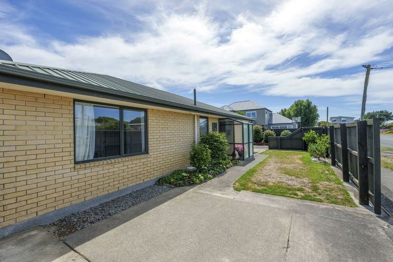 Photo of property in 26 Tedder Avenue, North New Brighton, Christchurch, 8083