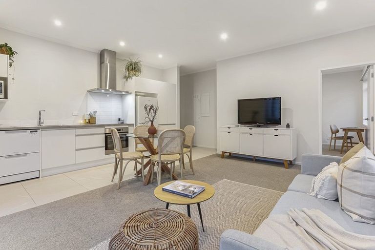 Photo of property in 20 Mollusc Road, Hobsonville, Auckland, 0616