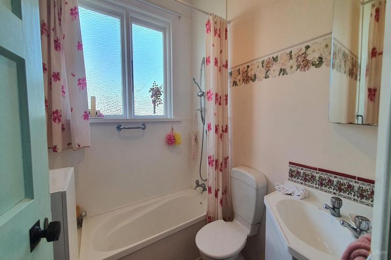 Photo of property in 29 Manse Street, Waimate, 7924