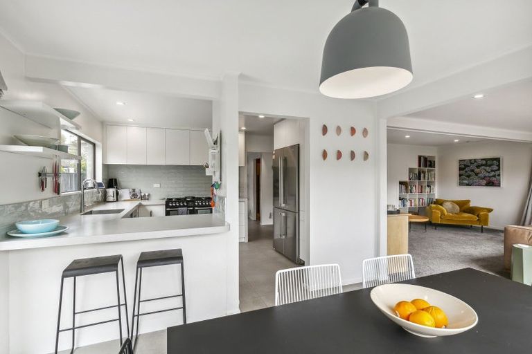 Photo of property in 35 Raumati Terrace, Khandallah, Wellington, 6035