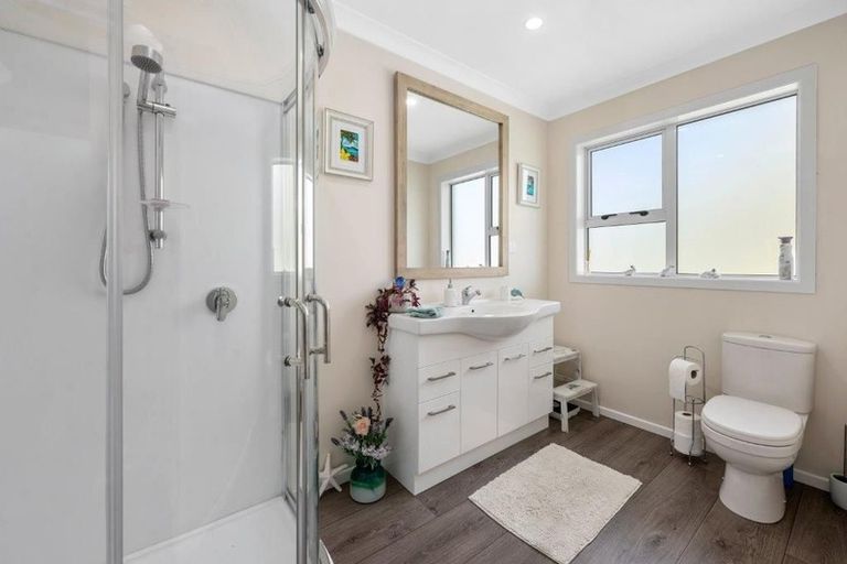 Photo of property in 66 Pohutukawa Drive, Tokoroa, 3420