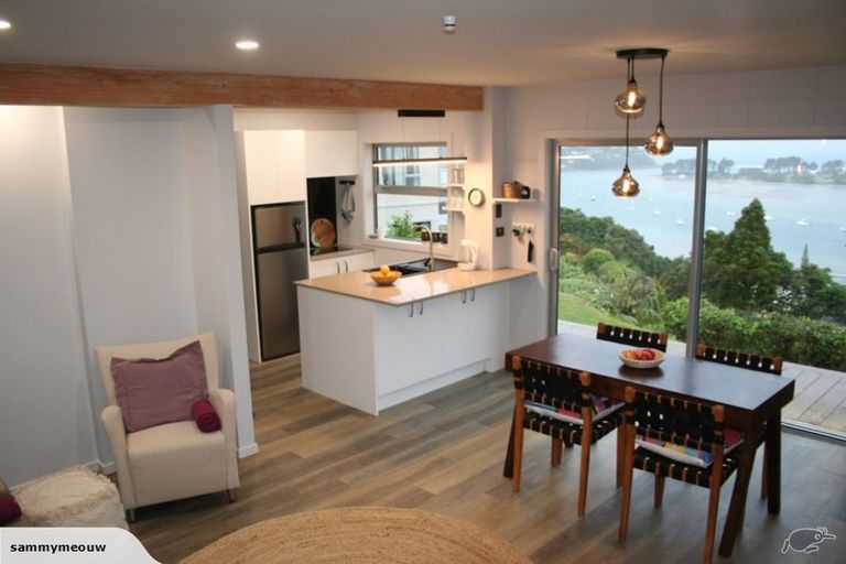 Photo of property in 12 Tairua Heights, Tairua, 3508