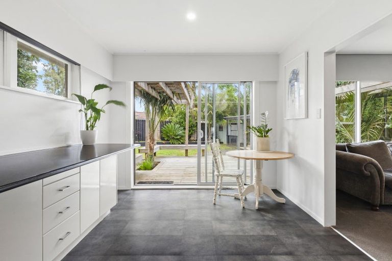 Photo of property in 25 Garden Terrace, Pukekohe, 2120