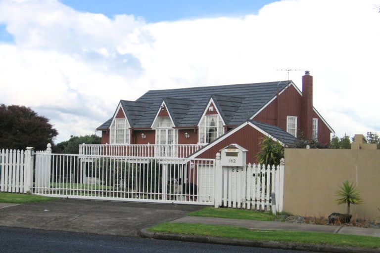 Photo of property in 182 Clovelly Road, Bucklands Beach, Auckland, 2012