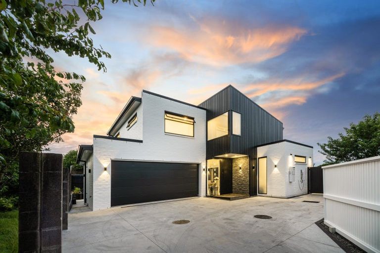 Photo of property in 6a Kohanga Road, Mangere Bridge, Auckland, 2022