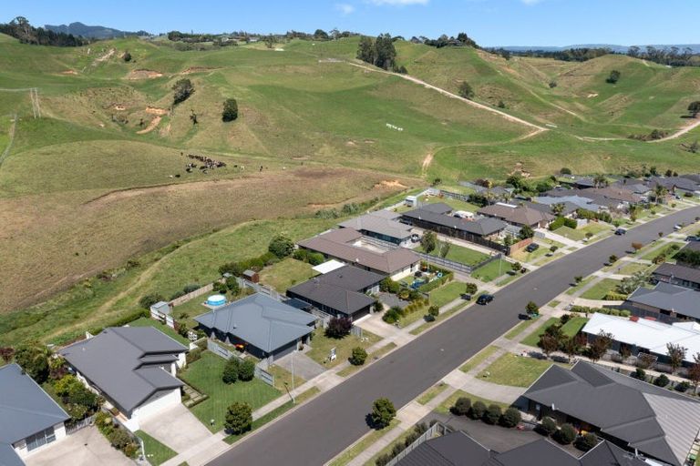 Photo of property in 224 Ballintoy Park Drive, Welcome Bay, Tauranga, 3175