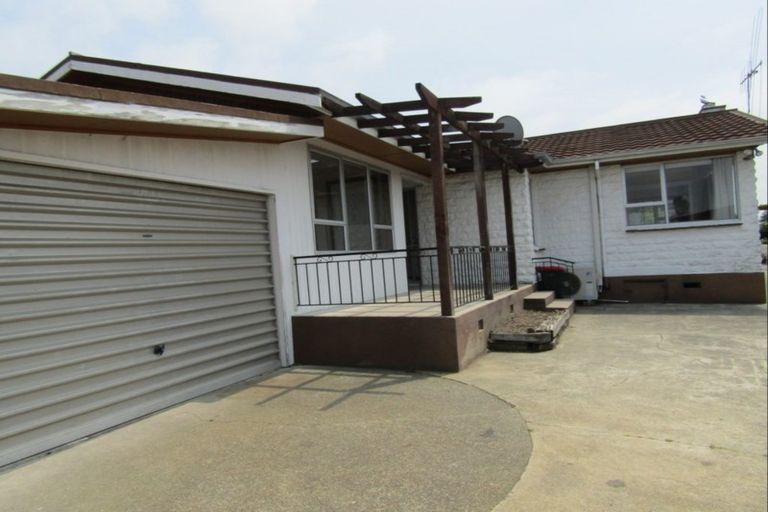 Photo of property in 1 Churchill Place, Waimate, 7924