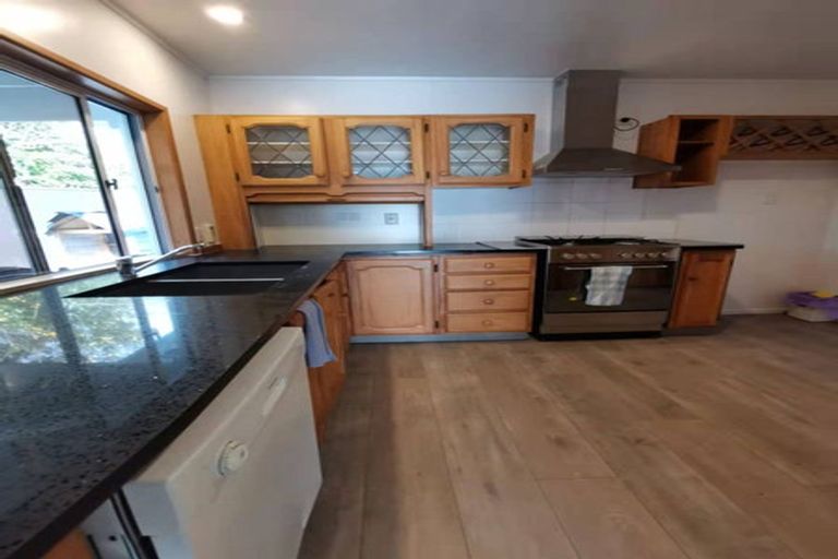 Photo of property in 9 Wolsley Avenue, Milford, Auckland, 0620