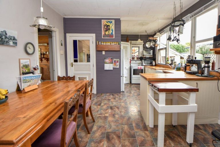 Photo of property in 94 Pembroke Street, Carterton, 5713