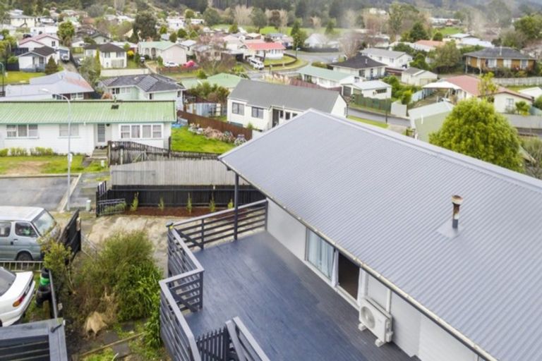 Photo of property in 34 Blueberry Grove, Timberlea, Upper Hutt, 5018