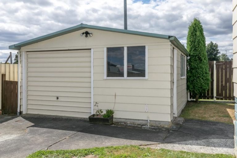 Photo of property in 86a Kahikatea Drive, Melville, Hamilton, 3206