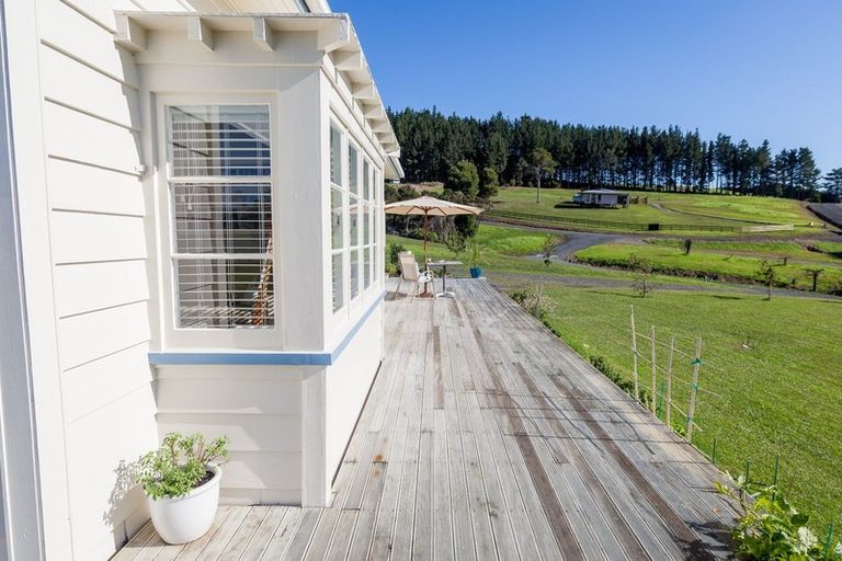 Photo of property in 4 Amelie Place, Coopers Beach, 0420