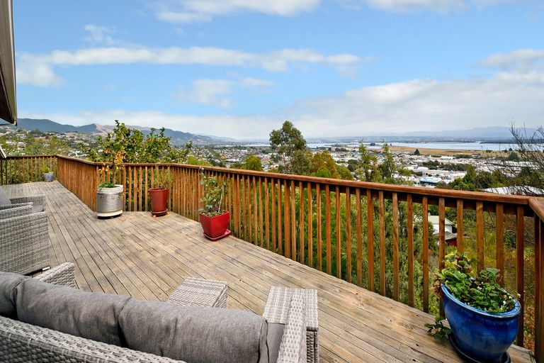 Photo of property in 3 Kamahi Way, Tahunanui, Nelson, 7011