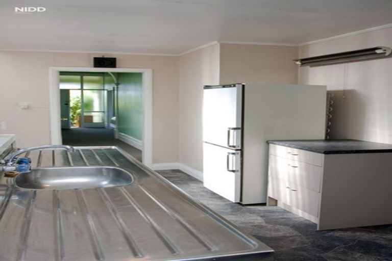 Photo of property in 1 Clifford Street, Dalmore, Dunedin, 9010