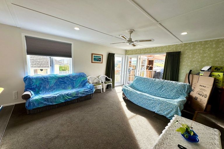 Photo of property in 44 Gormack Street, Balclutha, 9230