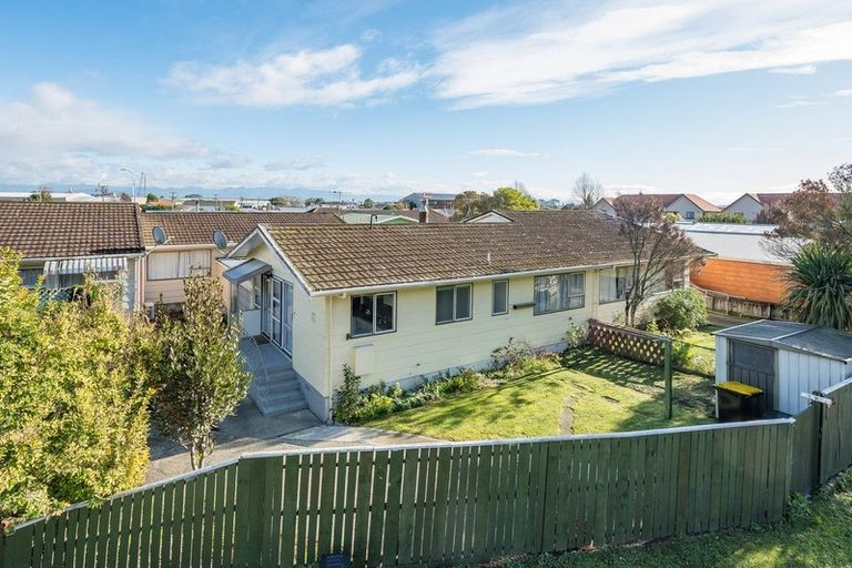 Photo of property in 2/186 Tahunanui Drive, Tahunanui, Nelson, 7011
