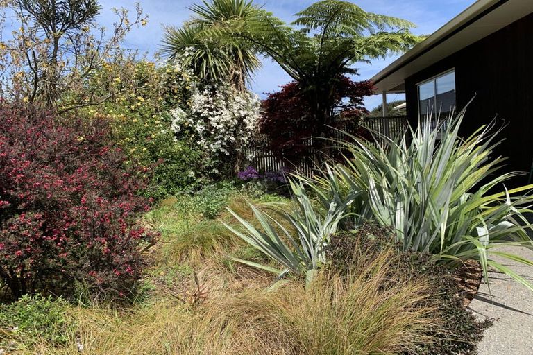 Photo of property in 22 Tamihana Street, Otaki, 5512