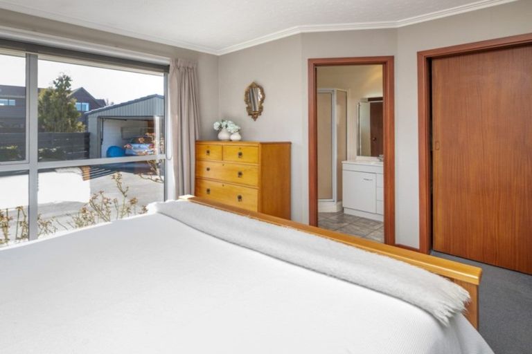 Photo of property in 11 Goya Place, Bishopdale, Christchurch, 8051