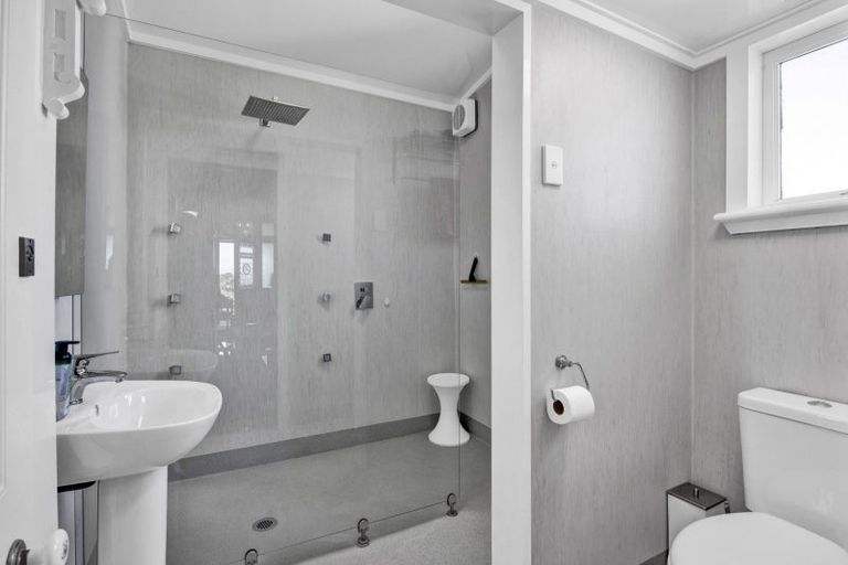 Photo of property in 30a Pohutukawa Place, Bell Block, New Plymouth, 4312