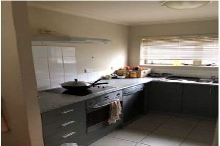 Photo of property in St Claire Village, 121/172 Mcleod Road, Te Atatu South, Auckland, 0610