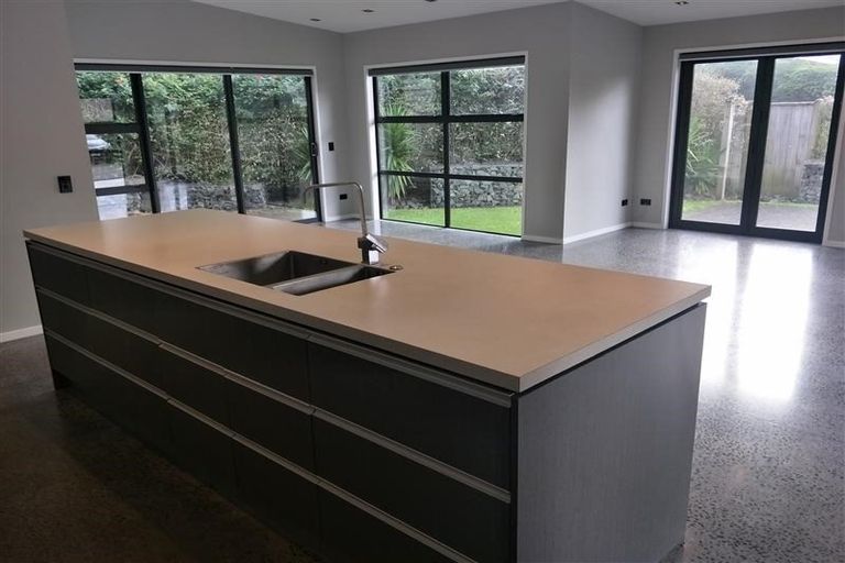 Photo of property in 82d Brooklands Road, Brooklands, New Plymouth, 4310