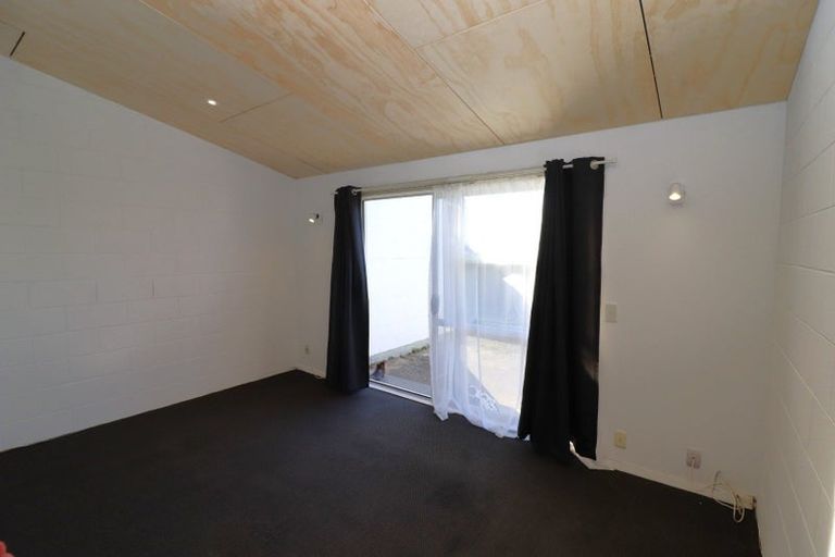 Photo of property in 2/17 Brake Street, Upper Riccarton, Christchurch, 8041