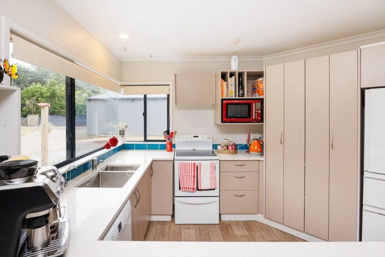 Photo of property in 264 Motuiti Road, Foxton, 4891