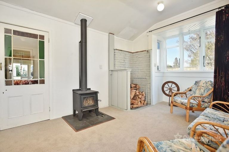 Photo of property in 13 Fox Street, Featherston, 5710